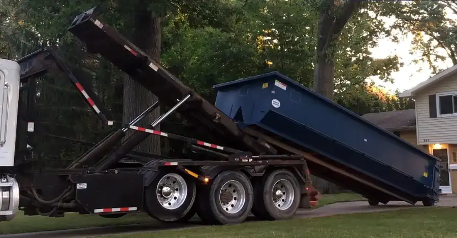 Roll-off dumpster delivery truck in Longview, TX